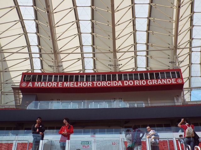 更是个人成 更是个人成